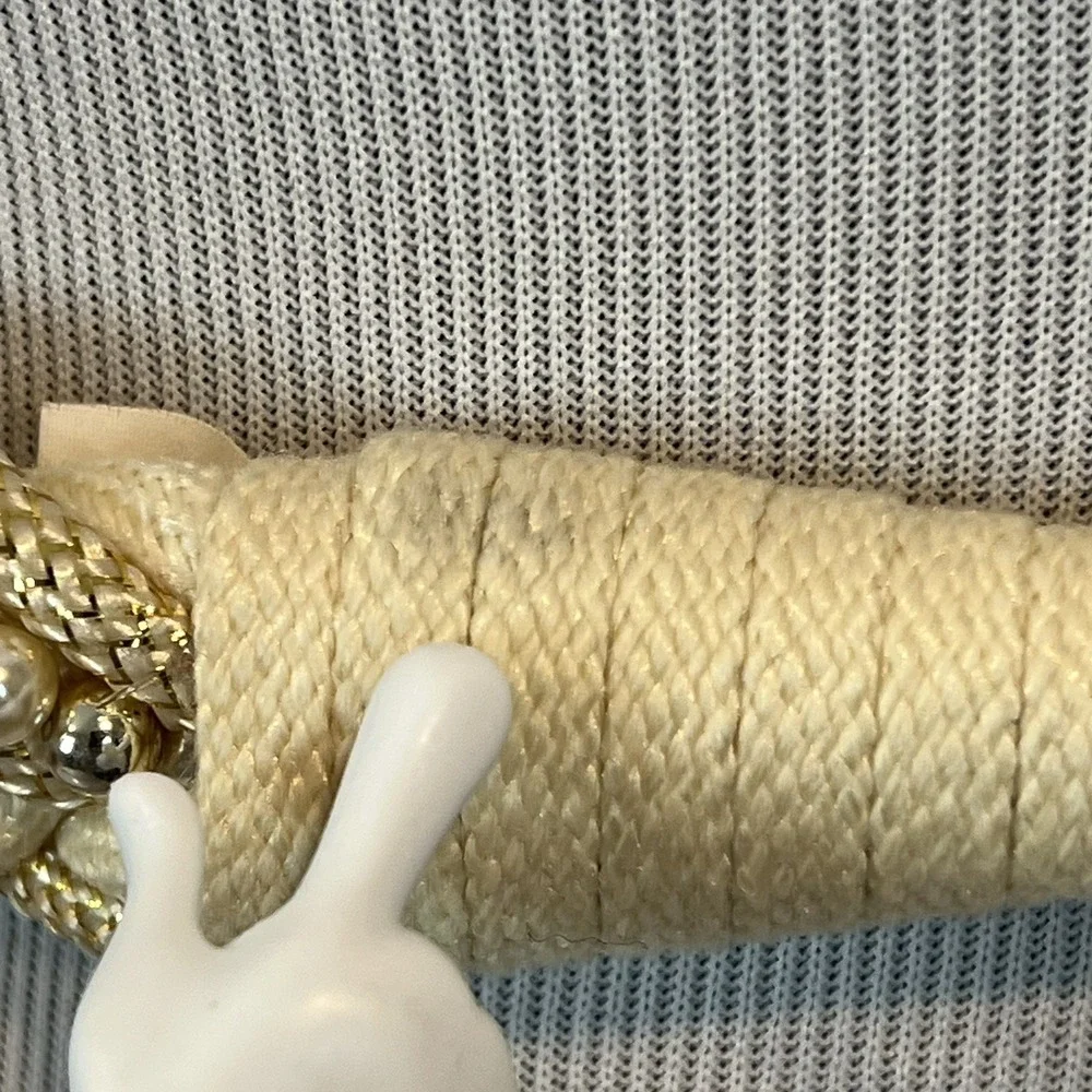 Vintage Women's Braided Woven Belt Macrame Size S/M Ivory Tan Gold Tone